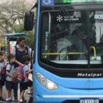 Colectivos: proponen que los chicos viajen gratis en el transporte público de Rosario hasta los 12 años