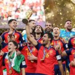 Premios del Mundial 2026: cuánto ganaron España y Argentina tras la final El plantel de España festeja con la Copa del Mundo tras ganar la final del Mundial 2026