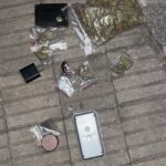 Microtráfico en Rosario: secuestraron marihuana y una balanza en una requisa y hay cinco demorados Marihuana, una balanza de precisión y envoltorios secuestrados por la Policía de Santa Fe en un procedimiento en Rosario