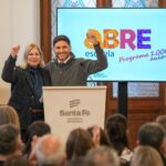 Programa Mil Aulas: Santa Fe construirá 82 aulas nuevas en los 19 departamentos Programa Mil Aulas ABRE Escuela del Gobierno de Santa Fe