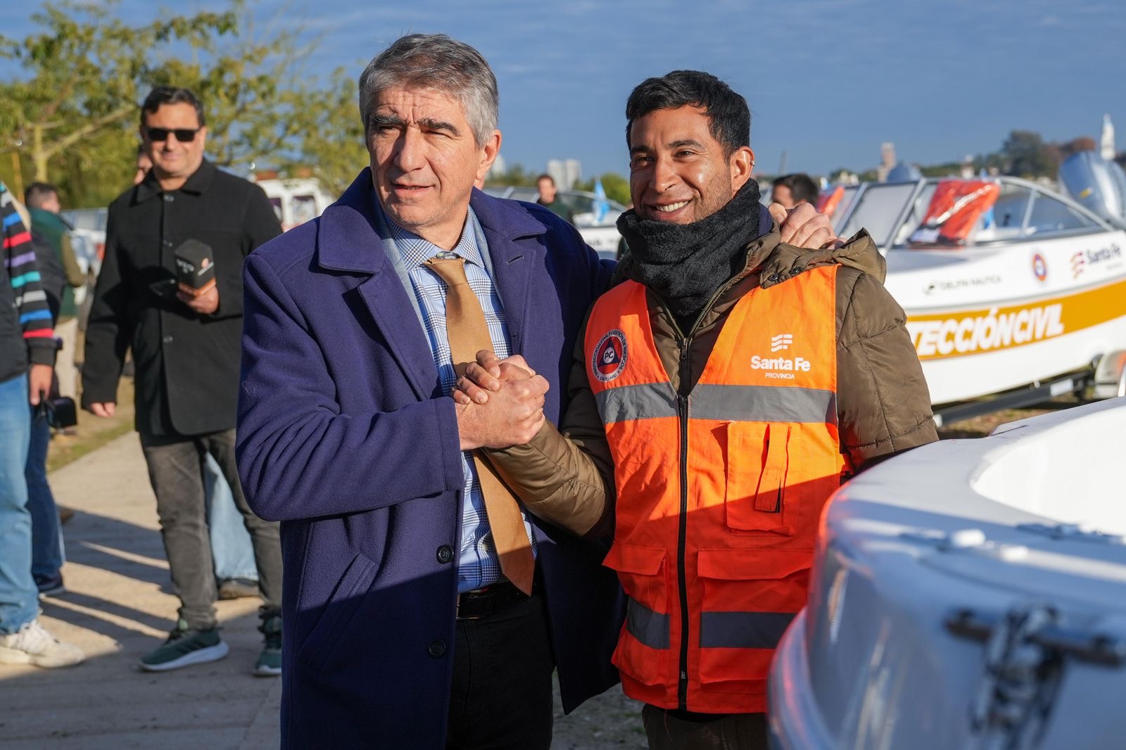 Las ocho embarcaciones presentadas por Santa Fe junto a Protección Civil