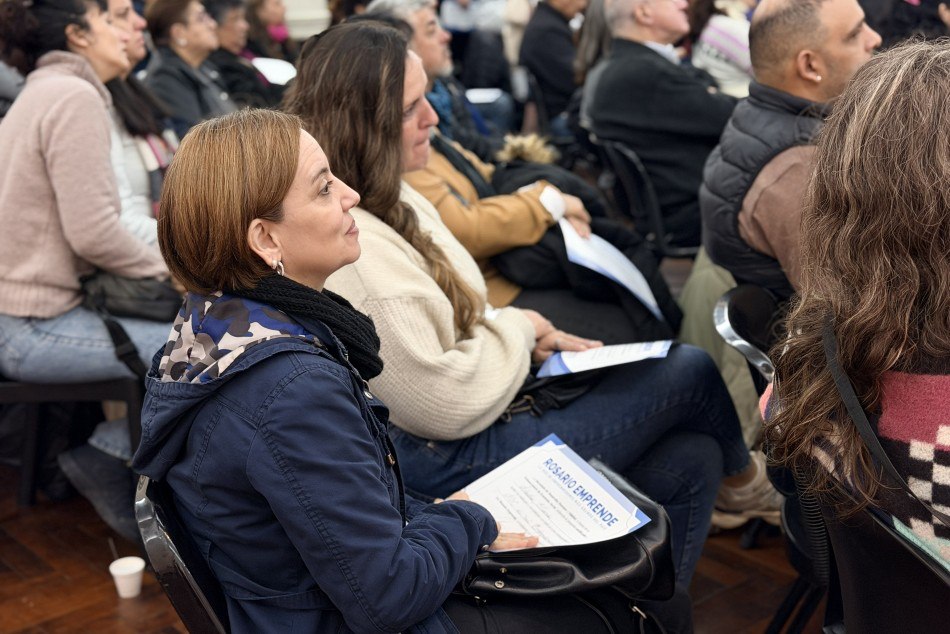 Emprendedores durante la entrega de certificados
