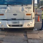 Santa Fe Pesa: con más de 10.000 camiones fiscalizados, la Provincia detectó más de 1.600 toneladas de exceso en las rutas Operativo de control de cargas del programa Santa Fe Pesa con un camión sobre la balanza