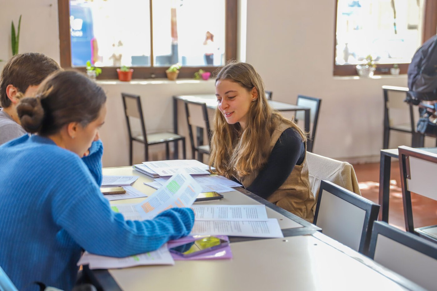Estudiantes de la UNR durante una jornada de estudio